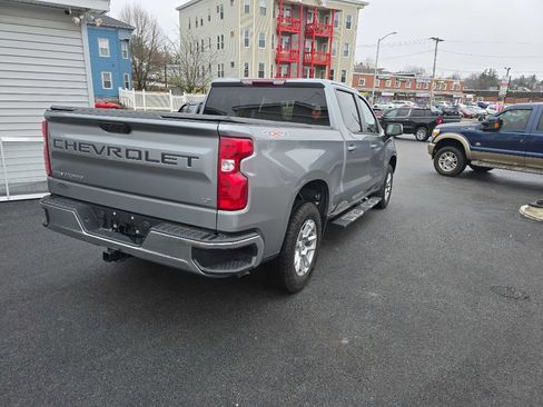 Used 2023 Chevrolet Silverado 1500 LT image 6