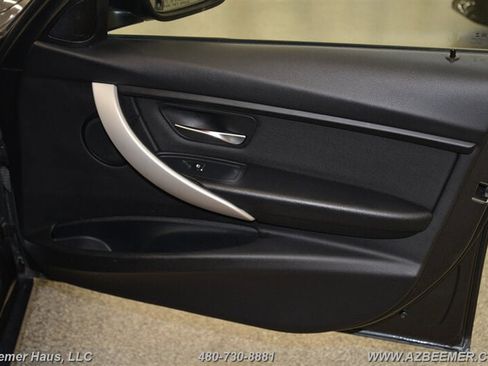 Used 2018 BMW 320i Sedan image 35