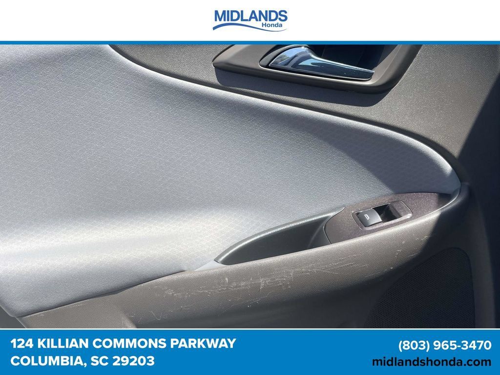 Used 2025 Chevrolet Malibu LT FWD image 12