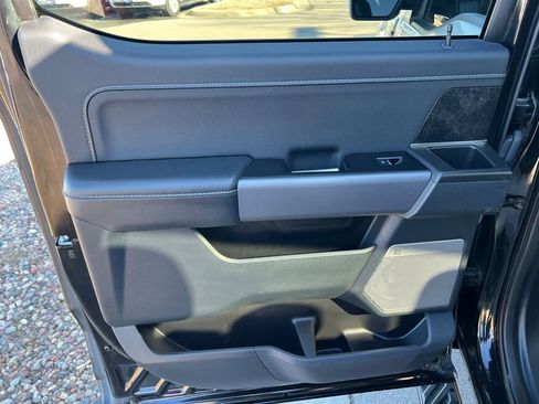 Used 2023 Ford F150 XLT image 19