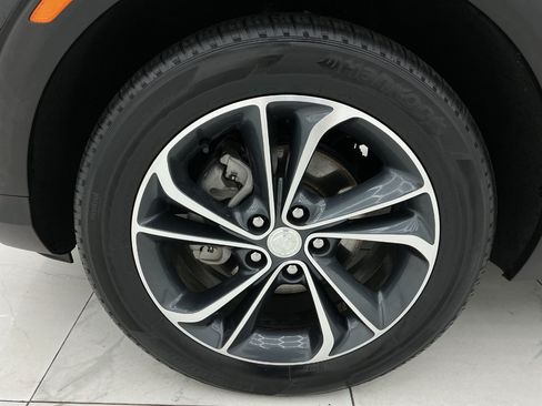 Used 2023 Buick Encore GX Select FWD image 45