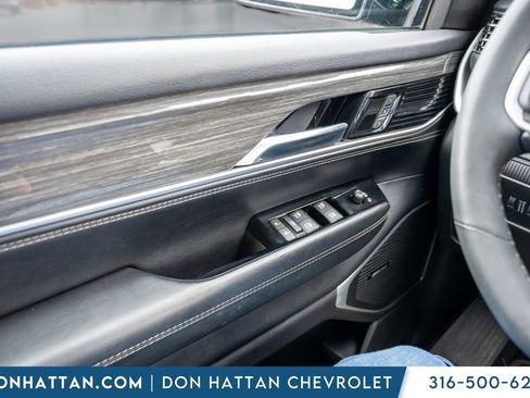 Used 2022 Jeep Wagoneer Series III w/ Convenience Group I image 15