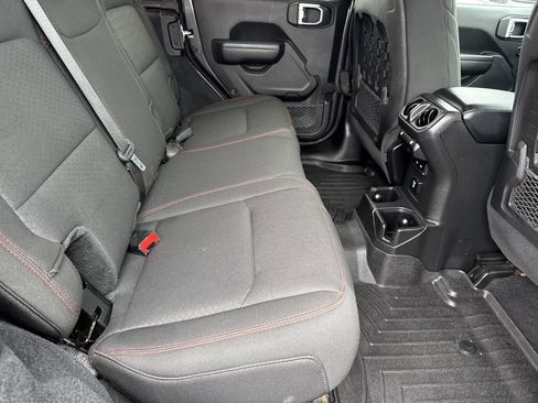 Used 2022 Jeep Wrangler Unlimited Rubicon image 20