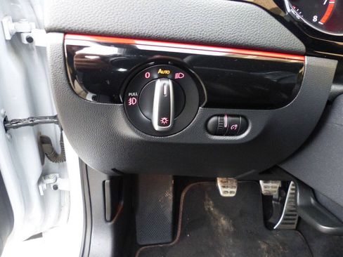 Used 2017 Volkswagen Jetta GLI FWD image 21