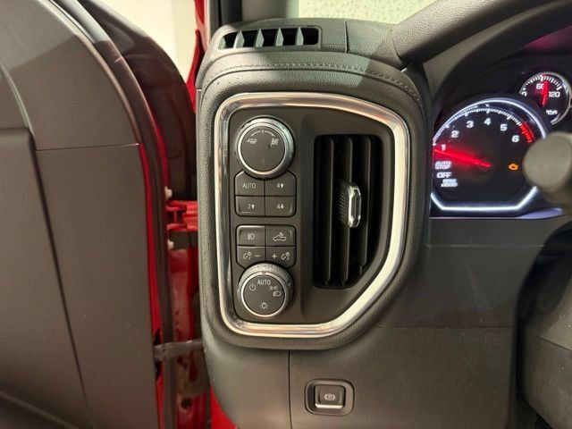 Certified 2019 Chevrolet Silverado 1500 RST AWD/4WD image 16