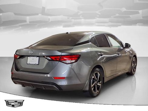 Used 2025 Nissan Sentra SV w/ All-Weather Package FWD image 2