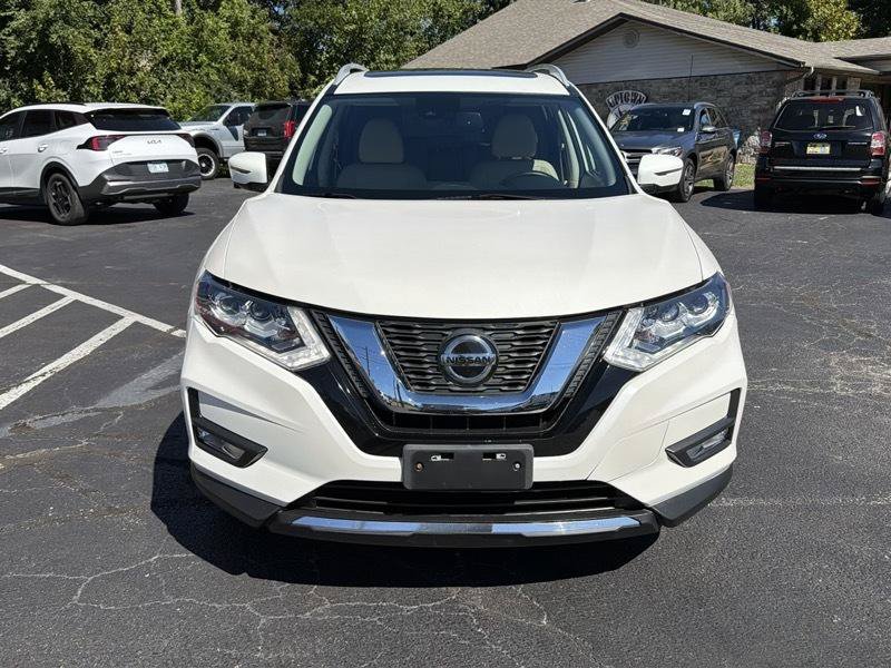 Used 2019 Nissan Rogue SL w/ Premium Package AWD/4WD image 2