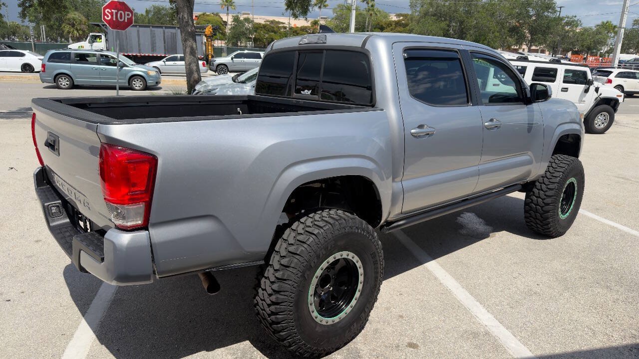 Used 2017 Toyota Tacoma SR w/ SR Convenience Package RWD image 5