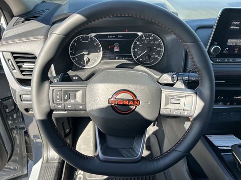 New 2025 Nissan Rogue SV image 21