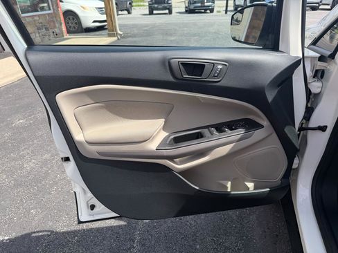 Used 2022 Ford EcoSport S AWD/4WD image 12