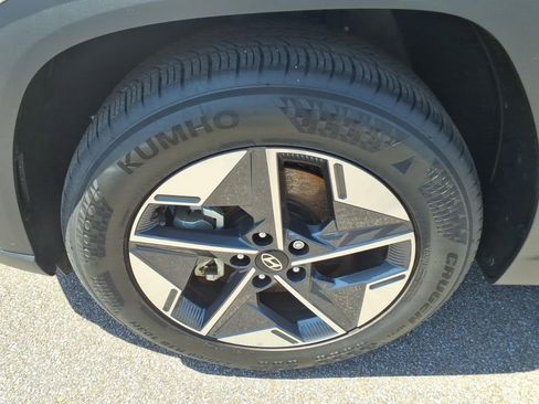 Used 2025 Hyundai Tucson SEL FWD image 9