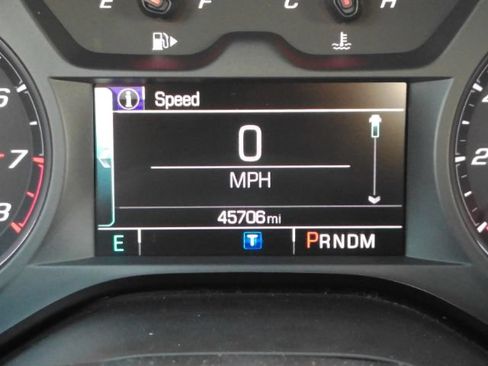 Used 2017 Chevrolet Camaro LT w/ Technology Package RWD image 34