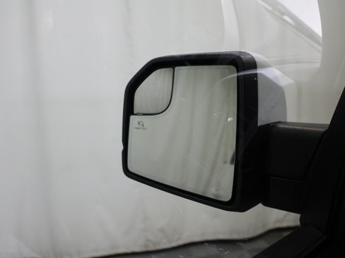 Used 2018 Ford F150 Lariat AWD/4WD image 10