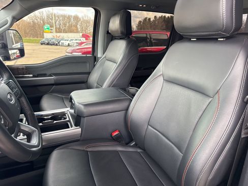 Certified 2024 Ford F250 Lariat w/ Lariat Ultimate Package image 24