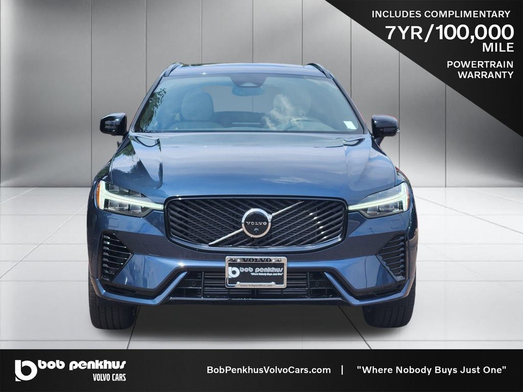 New 2026 Volvo XC60 T8 Plus w/ Climate Package PRO AWD/4WD image 22
