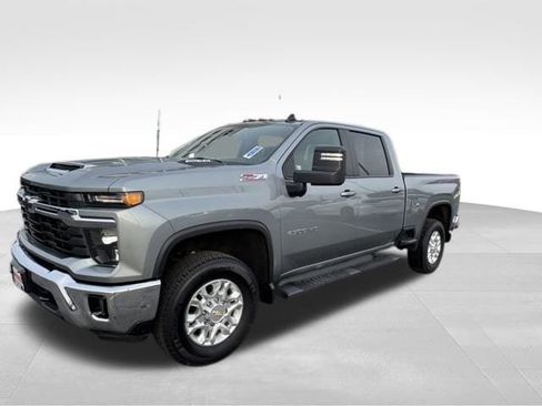 Used 2024 Chevrolet Silverado 2500 LT w/ All Star Edition image 3