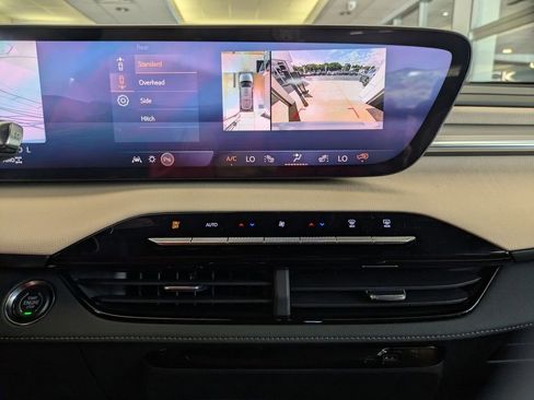 New 2026 Buick Enclave Preferred w/ Power Package image 18