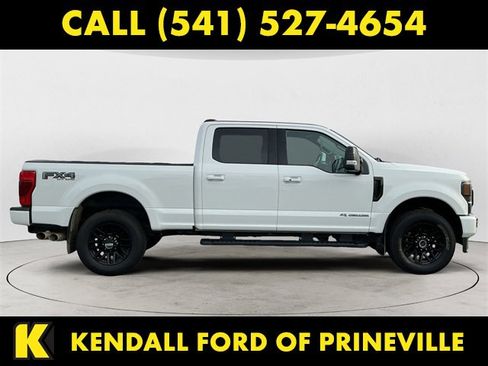 Used 2022 Ford F350 Lariat w/ Black Appearance Package image 6