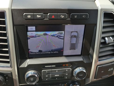 Certified 2021 Ford F250 Lariat w/ Lariat Ultimate Package AWD/4WD image 25