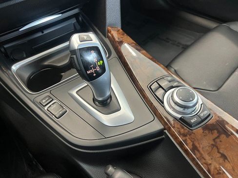 Used 2013 BMW 328i xDrive Sedan AWD/4WD image 21
