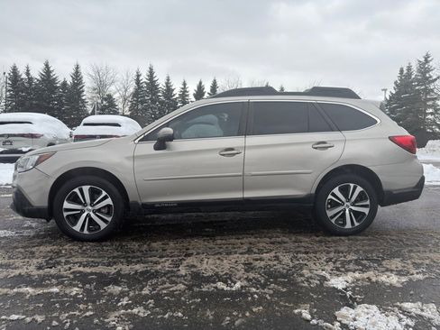 Used 2019 Subaru Outback 3.6R Limited image 7