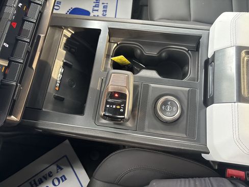 Used 2025 GMC Hummer EV 2X w/ LPO, Sport Package image 20