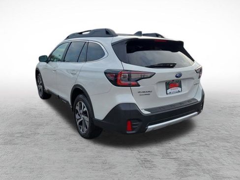 Used 2022 Subaru Outback Limited image 6