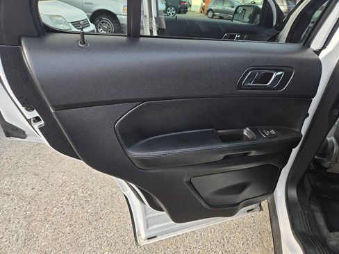 Used 2017 Ford Explorer 4WD Police Interceptor image 24
