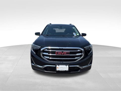 Used 2019 GMC Terrain SLT w/ Preferred Package AWD/4WD image 2