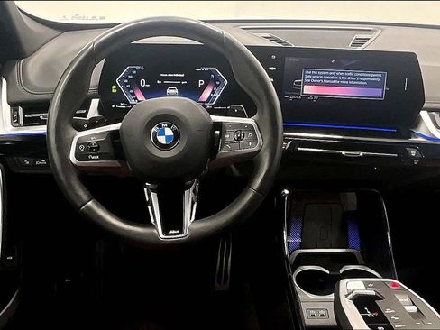 Used 2025 BMW X1 xDrive28i image 5