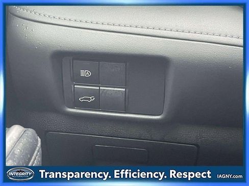 Certified 2022 Toyota Highlander XLE image 55