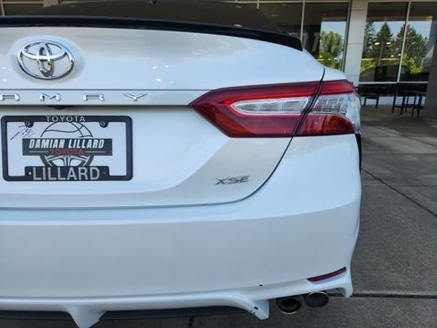 Used 2019 Toyota Camry XSE w/ Navigation Package FWD image 26