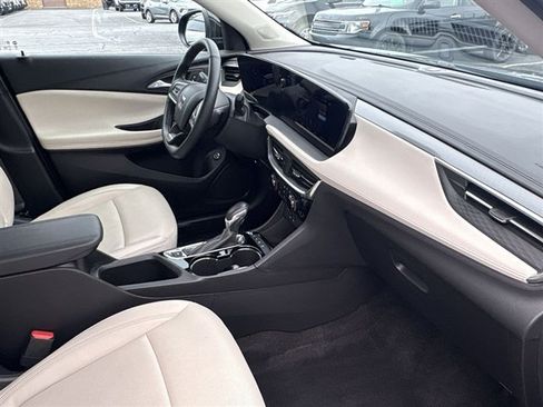 Used 2024 Buick Encore GX Sport Touring w/ Comfort Package image 27