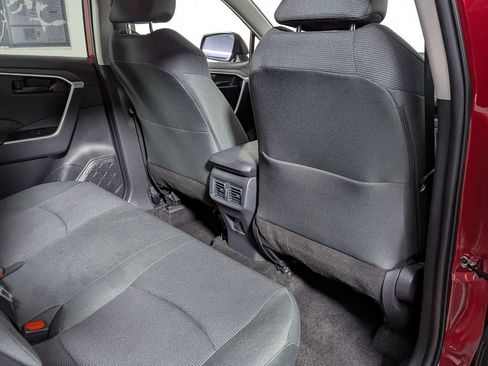 Certified 2025 Toyota RAV4 LE image 39