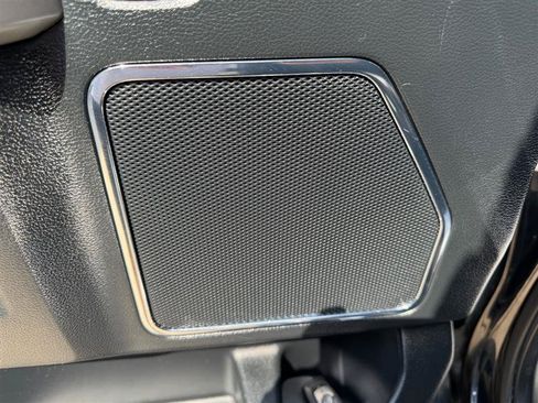Used 2018 Ford F150 Lariat w/ Equipment Group 502A Luxury AWD/4WD image 28