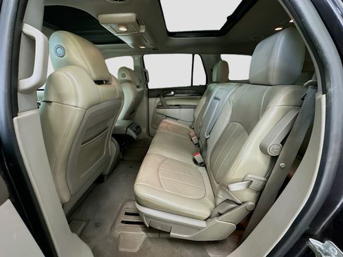 Used 2015 Buick Enclave Leather AWD/4WD image 29
