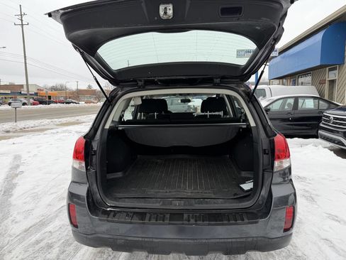 Used 2011 Subaru Outback 2.5i image 12