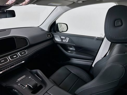 Used 2025 Mercedes-Benz GLE 350 4MATIC image 26