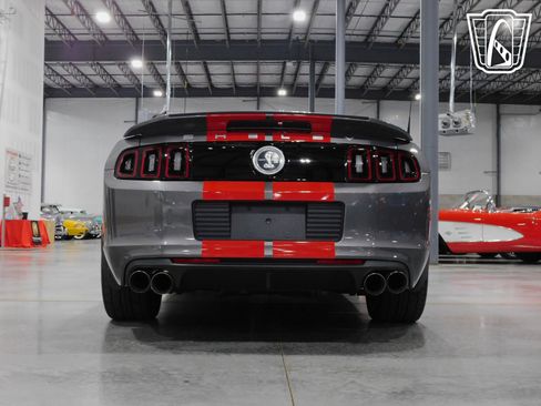 Used 2014 Ford Mustang Shelby GT500 w/ Equipment Group 821A image 23