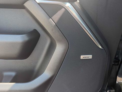 Used 2025 GMC Yukon Denali AWD/4WD image 27