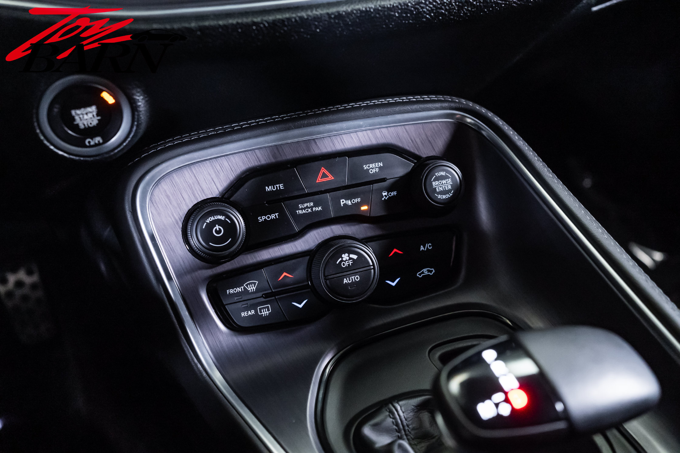 Used 2018 Dodge Challenger R/T Scat Pack RWD image 36