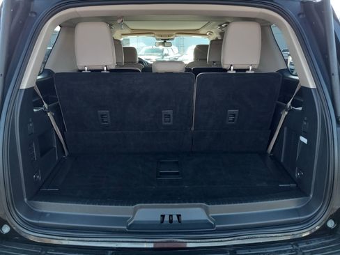 Used 2024 Ford Expedition Limited image 12