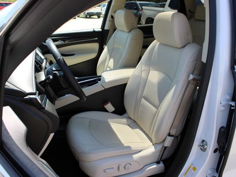 Certified 2023 Buick Enclave Essence w/ Experience Buick Package AWD/4WD image 12