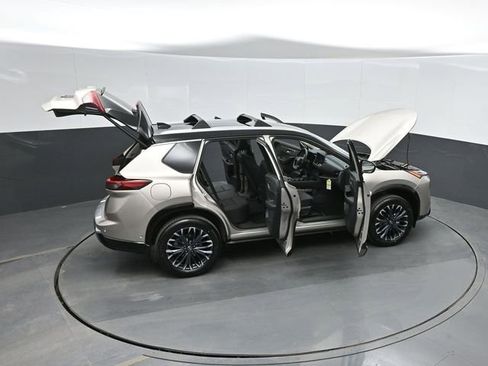 New 2026 Nissan Rogue Platinum image 62