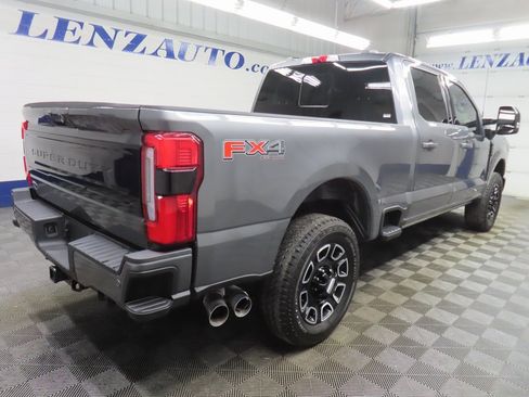 Used 2025 Ford F250 Platinum image 4