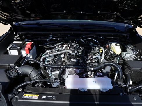 New 2025 Toyota 4Runner SR5 image 24