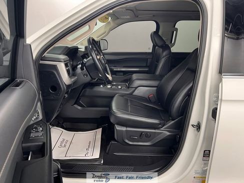 Used 2024 Ford Expedition XLT AWD/4WD image 24