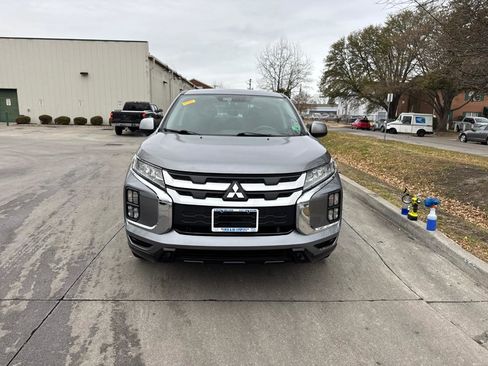 Used 2021 Mitsubishi Outlander Sport FWD image 4