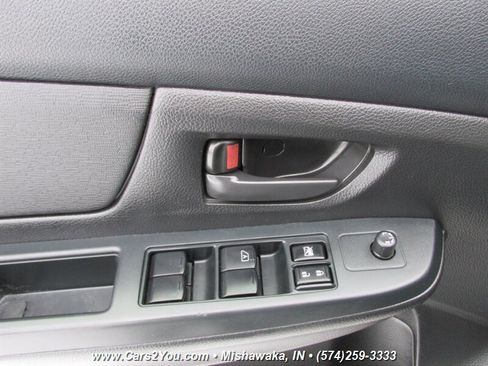 Used 2014 Subaru Impreza 2.0i AWD/4WD image 8