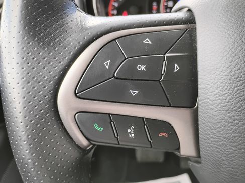 Used 2022 Dodge Durango SXT AWD/4WD image 10